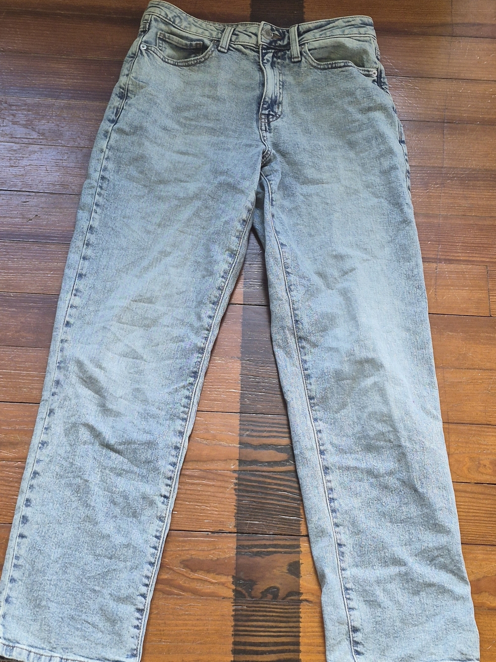 SO Straight-Leg Jeans in Light Blue Wash- 9